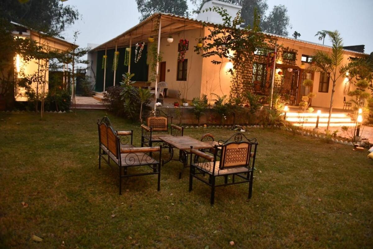 Gc Farms Villa Ayodhya Exterior photo