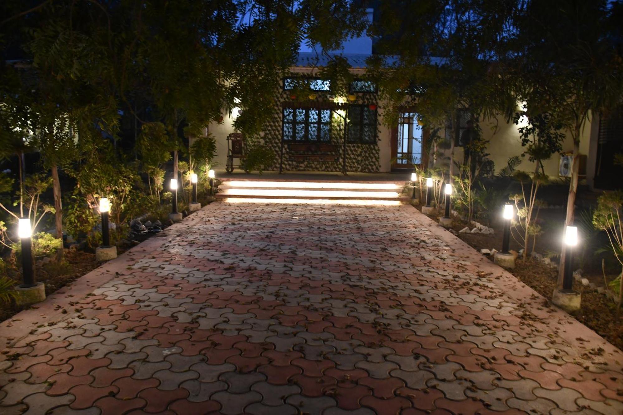 Gc Farms Villa Ayodhya Exterior photo